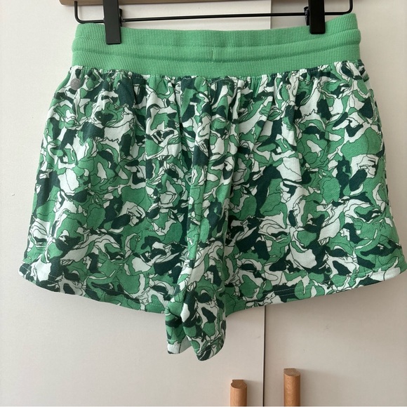 NWOT Zella Lounge Shorts - Picture 4 of 4